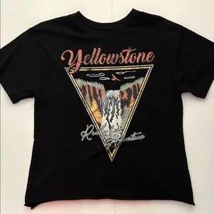 Yellowstone Women’s Black Graphic T-Shirt